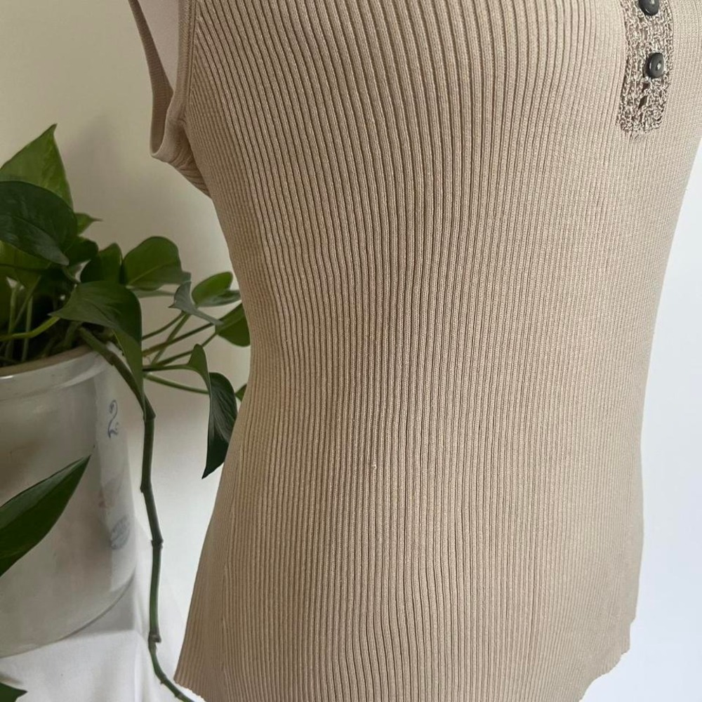 Vintage Y2K Silk Blend Minimalist Cream Tan Ribbed Knit Tank Top with Crochet - Picture 3 of 8